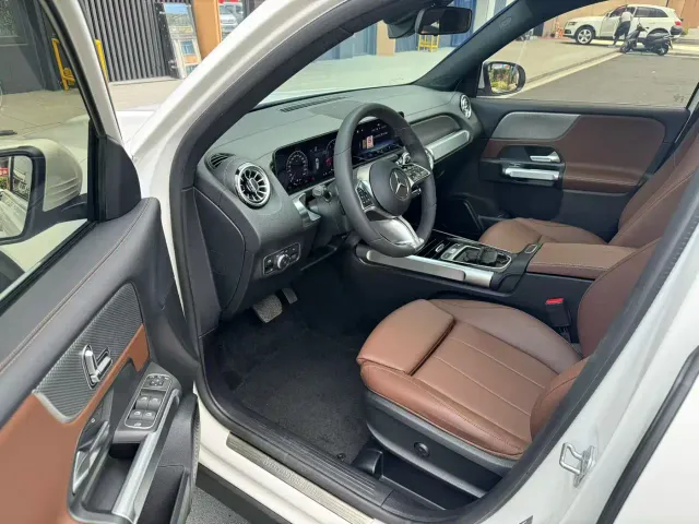 Mercedes-Benz GLB-Class — Фото автомобиля 6