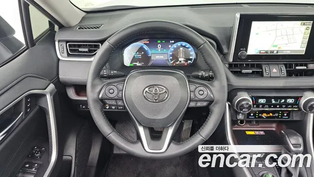 Toyota RAV4 — Фото автомобиля 13