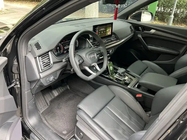 Audi Q5L — Фото автомобиля 5