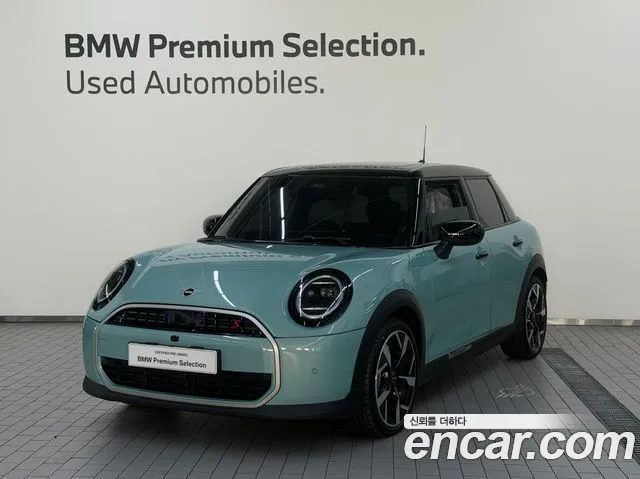 Фотография автомобиля — MINI Cooper 4th Gen