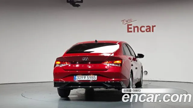Hyundai AVANTE Avante (CN7) — Фото автомобиля 4
