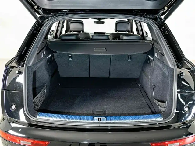 Audi Q5L — Фото автомобиля 23