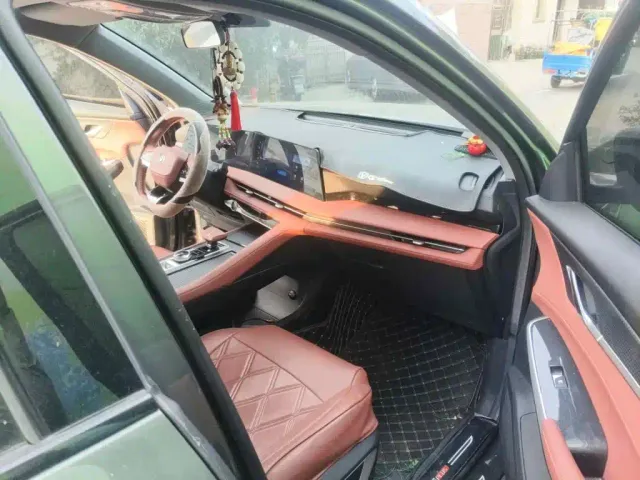 Changan CS75 Plus — Фото автомобиля 12