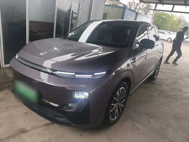 Фотография автомобиля — Leapmotor B10