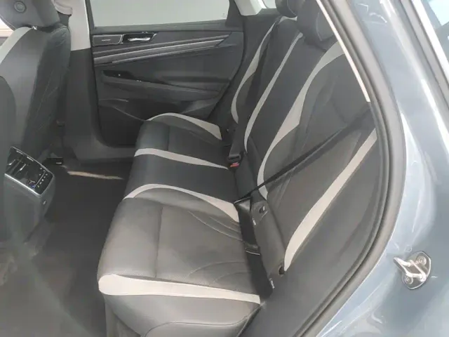 Volkswagen ID.7 Vizzion — Фото автомобиля 16