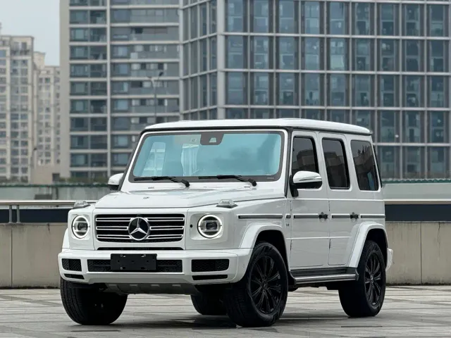 Фотография автомобиля — Mercedes-Benz G-Class