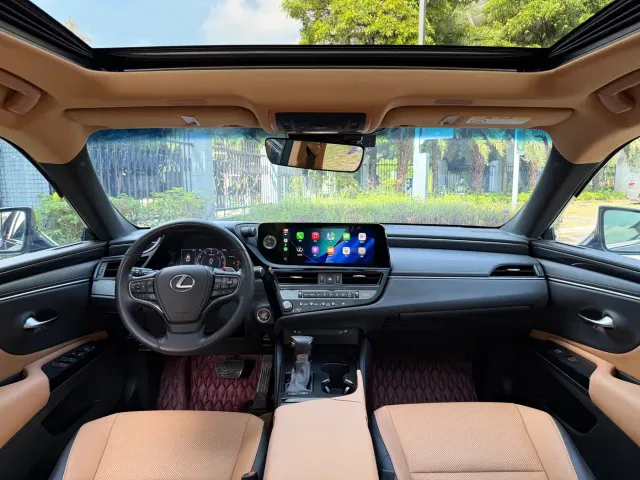 Lexus ES — Фото автомобиля 5