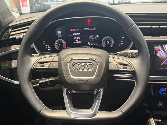 Audi Q3 — Фото автомобиля 12
