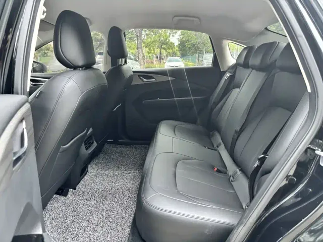 Wuling Starlight — Фото автомобиля 16
