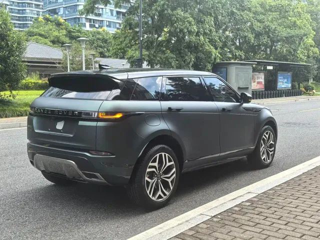 Land Rover Range Rover Evoque — Фото автомобиля 4