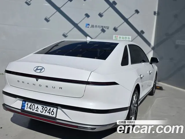 Hyundai Grandeur GN7 — Фото автомобиля 5