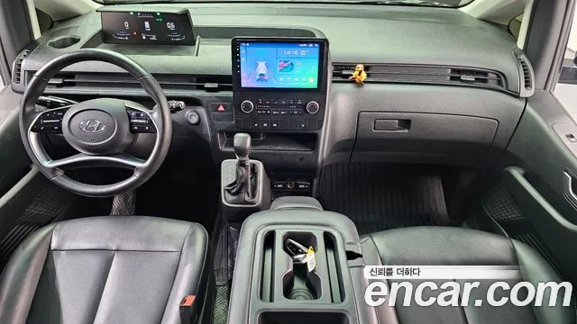 Hyundai Staria Staria L3.5 Tourer 11 мест — Фото автомобиля 7
