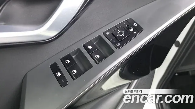 Kia Niro The All New — Фото автомобиля 27