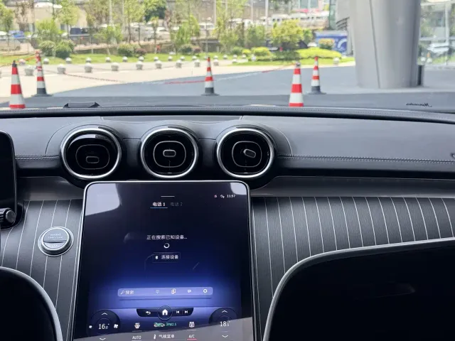 Mercedes-Benz C-Class — Фото автомобиля 15