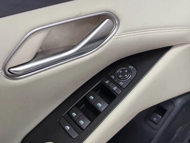 BYD Qin L — Фото автомобиля 7