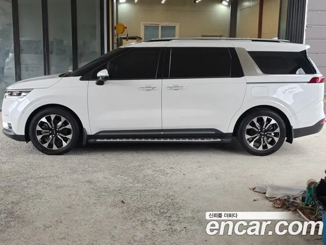 Kia Canival Carnival 4 поколение Бензин 7 мест Signature — Фото автомобиля 5