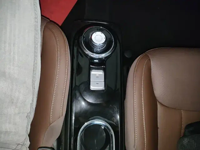Wuling Bingo — Фото автомобиля 13