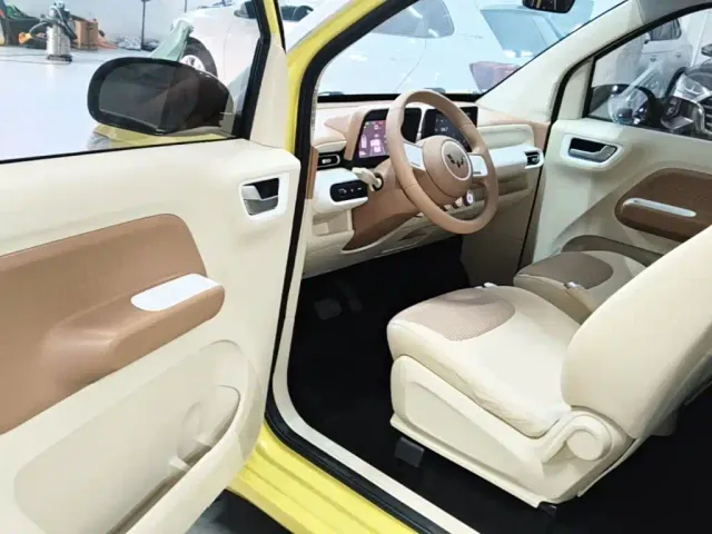 Wuling Hongguang Mini EV — Фото автомобиля 15