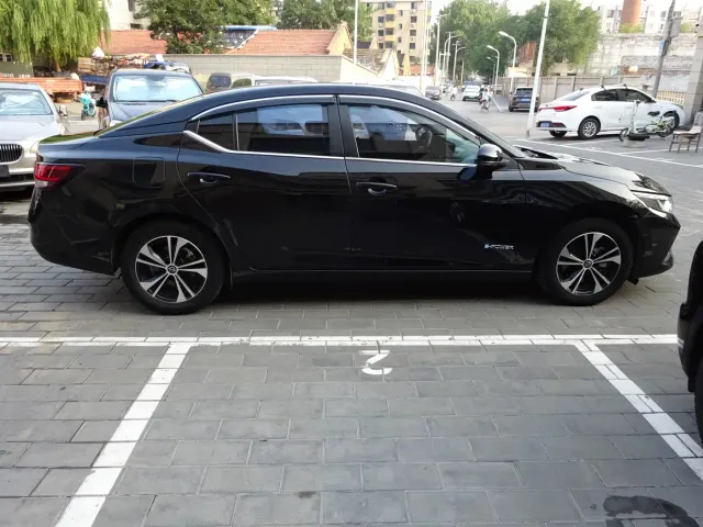Nissan Sylphy — Фото автомобиля 22