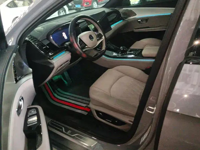BYD Han — Фото автомобиля 9