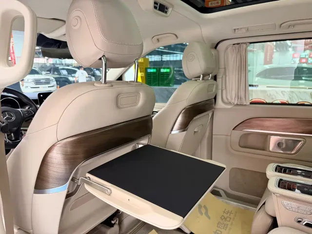 Mercedes-Benz V-Class — Фото автомобиля 13