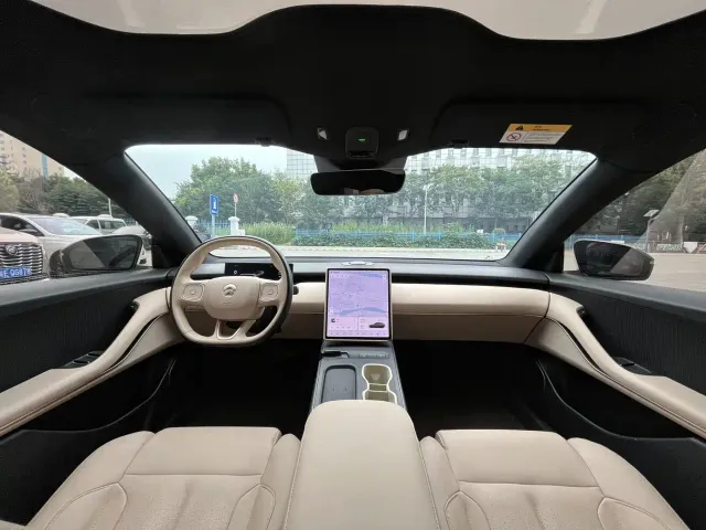 Nio ET5 Touring — Фото автомобиля 12