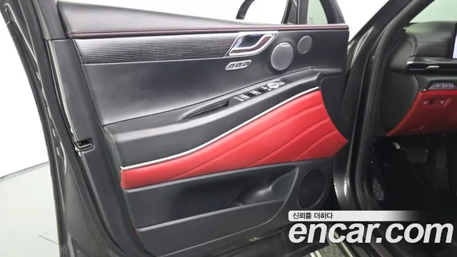 Genesis GV80 — Фото автомобиля 21