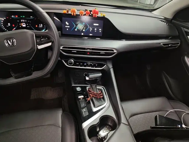 Changan Eado — Фото автомобиля 13