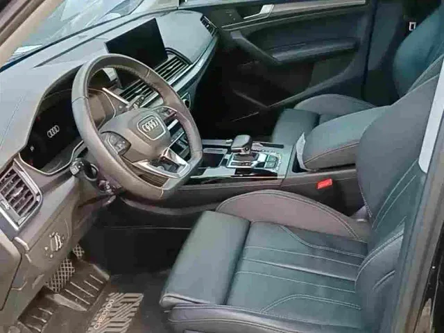 Audi Q5L — Фото автомобиля 4