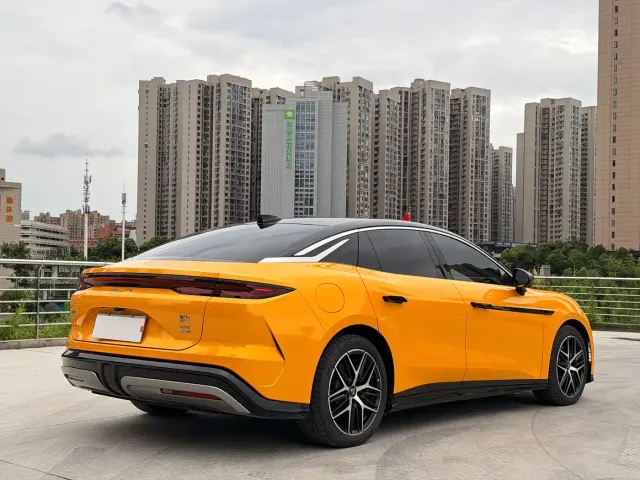 BYD Han L — Фото автомобиля 4