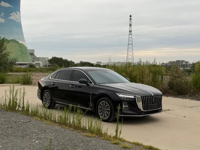 Hongqi H5 — Фото автомобиля 3
