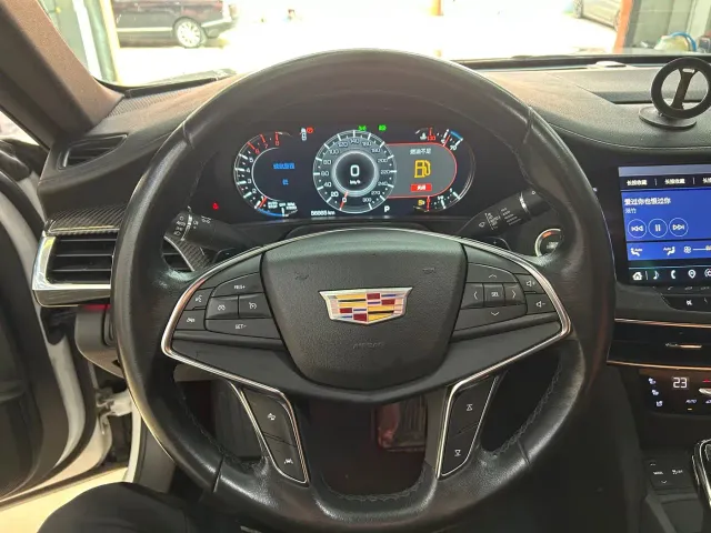 Cadillac CT6 — Фото автомобиля 9