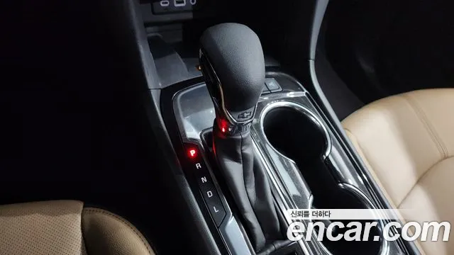 ChevroletGMDaewoo Equinox Новый Next Equinox 2WD Premier — Фото автомобиля 8