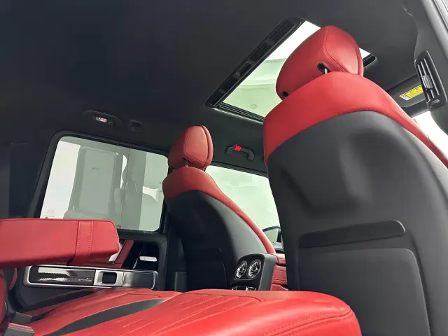 Mercedes-Benz Mercedes-Benz G-Class AMG 2021 AMG G 63 — Фото автомобиля 16