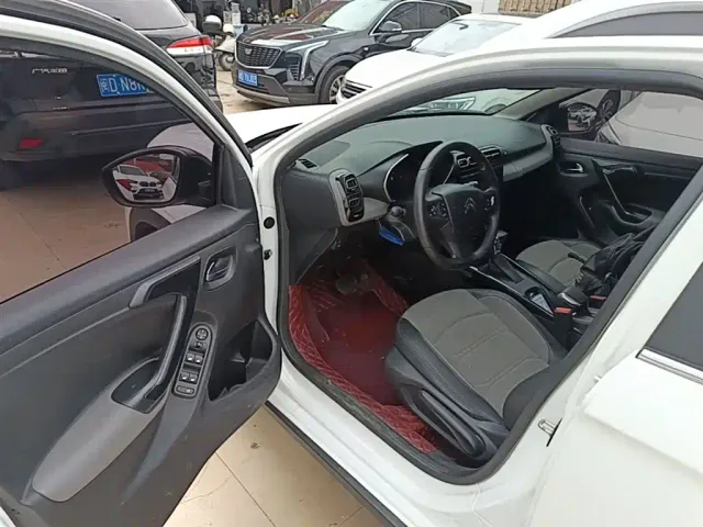 Citroen C3-XR — Фото автомобиля 15