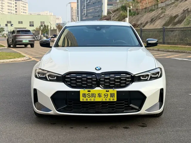 BMW 3 Series — Фото автомобиля 2