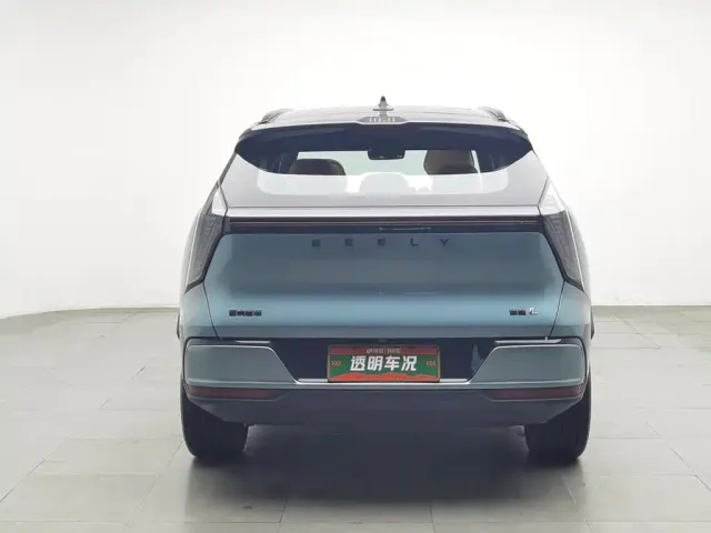 Geely Boyue L — Фото автомобиля 4
