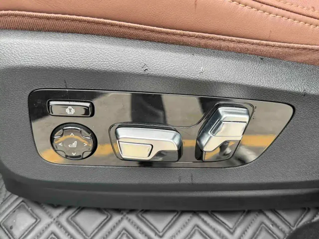 BMW X6 — Фото автомобиля 17
