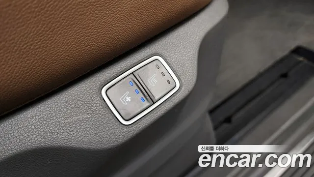 Hyundai Staria Staria Lounge 9 мест — Фото автомобиля 19