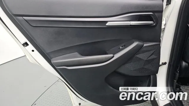 Kia Seltos New — Фото автомобиля 14