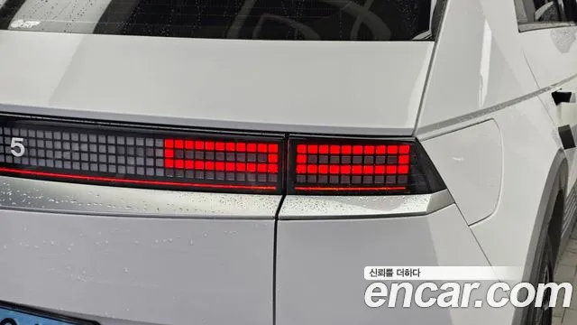 Hyundai Ioniq 5 — Фото автомобиля 8