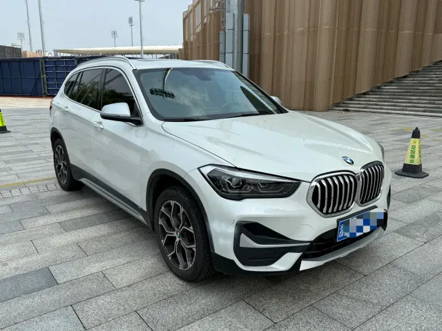BMW X1 — Фото автомобиля 3