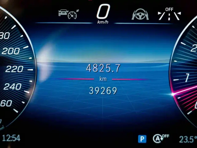 Mercedes-Benz GLE-Class — Фото автомобиля 13