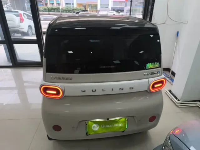 Wuling Motors Hongguang MINIEV 2024 3rd Generation 215km Youth Edition — Фото автомобиля 5