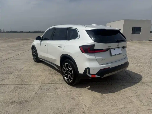 BMW X1 — Фото автомобиля 9