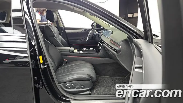 Genesis G80 Бензин 2.5 турбо AWD — Фото автомобиля 11