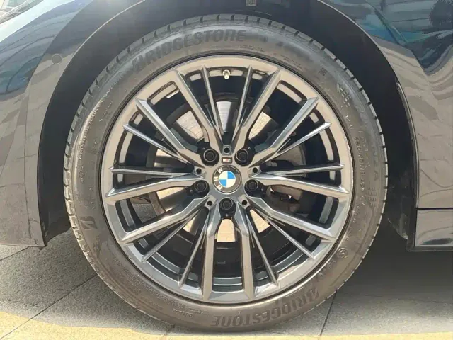 BMW 3 Series — Фото автомобиля 29