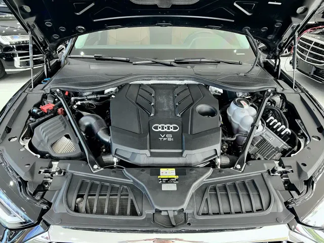 Audi A8 — Фото автомобиля 26