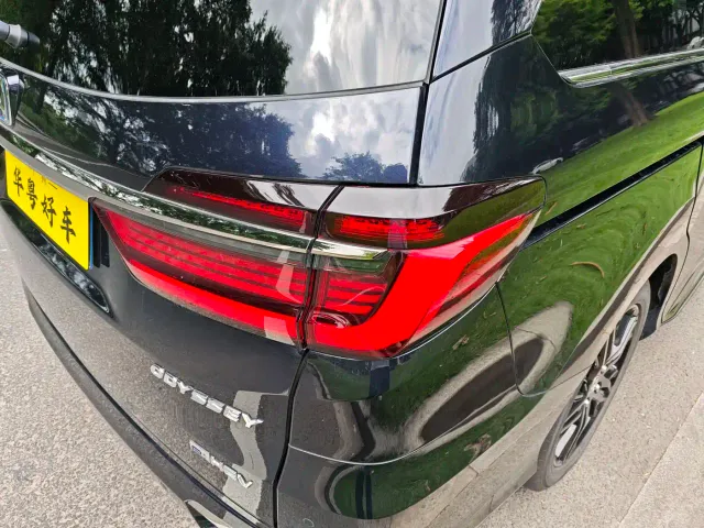 Honda Odyssey — Фото автомобиля 26
