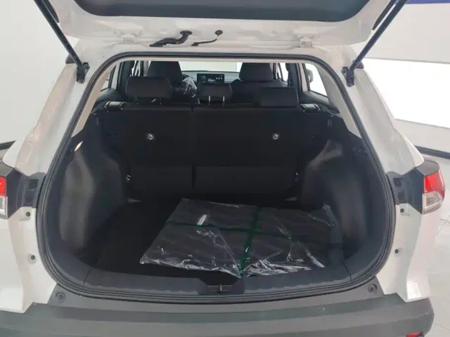 Toyota Corolla Cross — Фото автомобиля 4